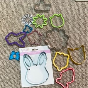More cutters in ad Random Easter spring cookie cutters